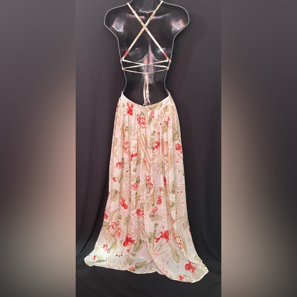 Ivory floral fashion nova maxi dress - Picture 5 of 6